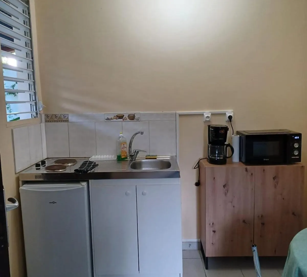Studio 28M2 Meuble Le Gosier